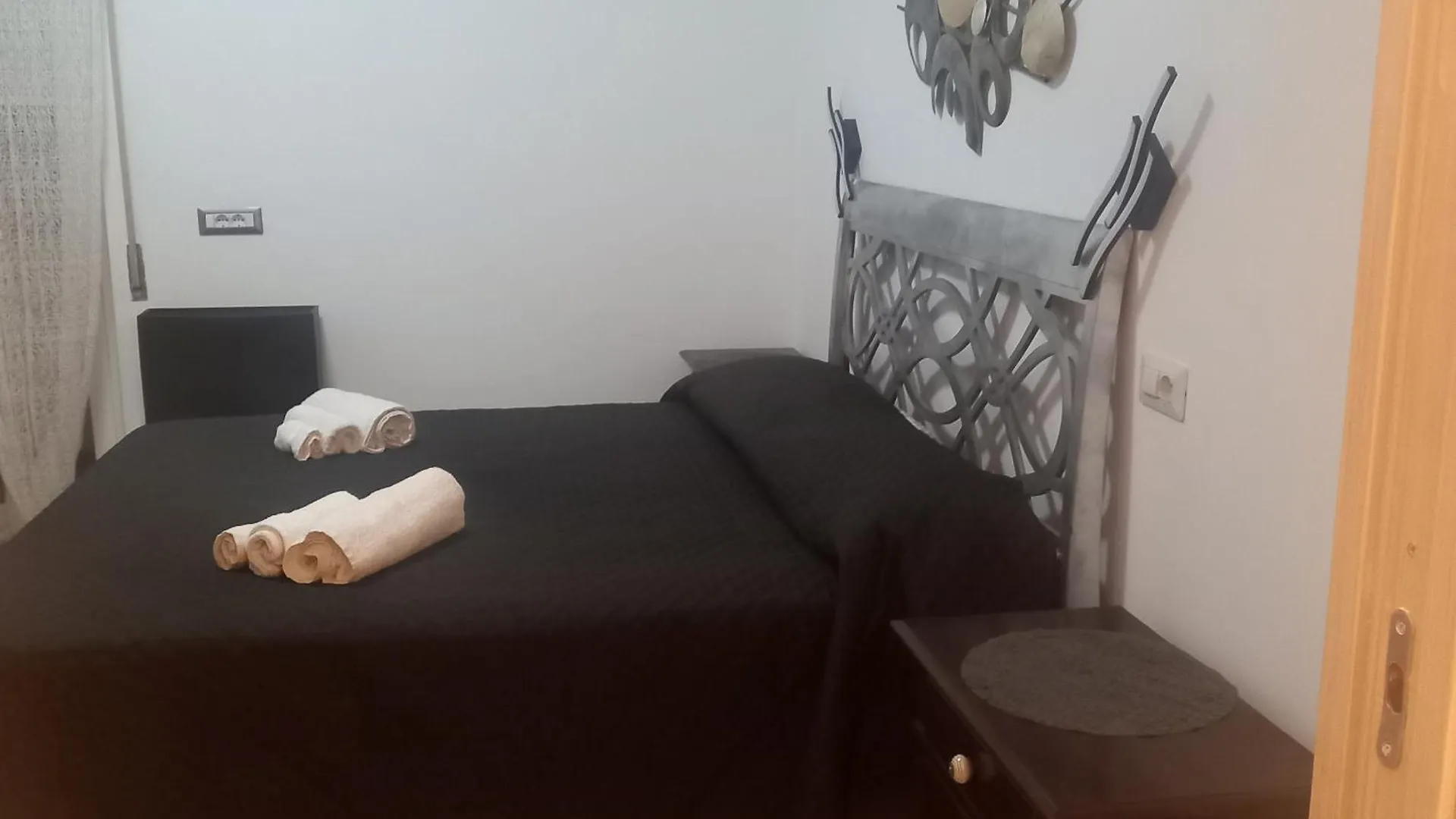 Bed and Breakfast I Fiori Quartu SantʼElena Bed & Breakfast