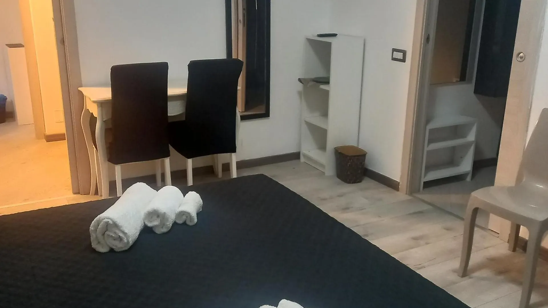 Bed & Breakfast Bed and Breakfast I Fiori Quartu SantʼElena Italia