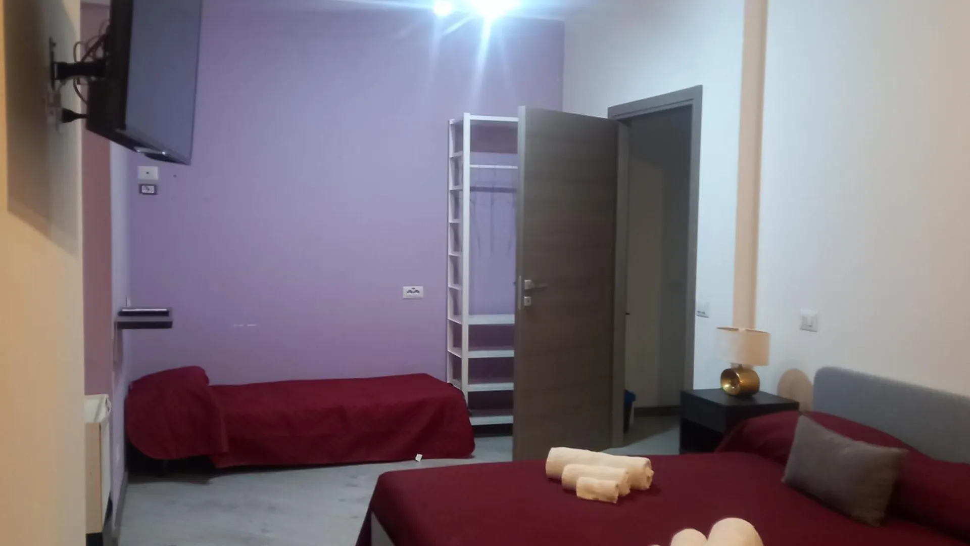 Bed & Breakfast Bed and Breakfast I Fiori Quartu SantʼElena Italia