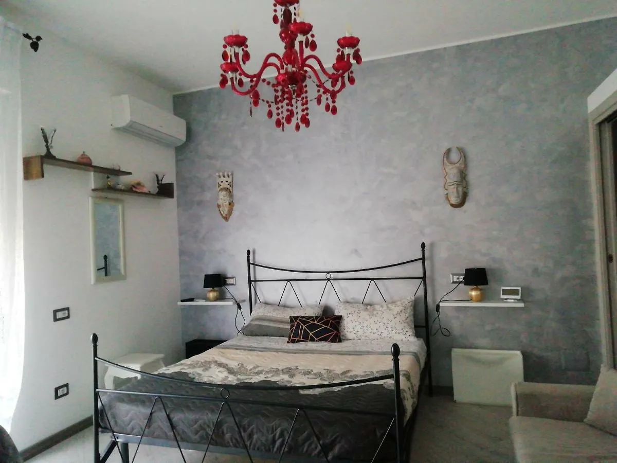 Bed & Breakfast Bed and Breakfast I Fiori Quartu SantʼElena Italia